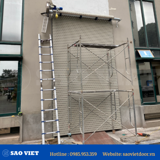 Cửa cuốn Austdoor E51 24 E50