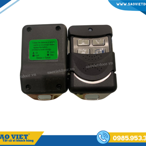 Tay điều kiển cửa cuốn inox3