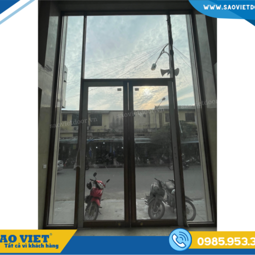 vach-kinh-showroom-04