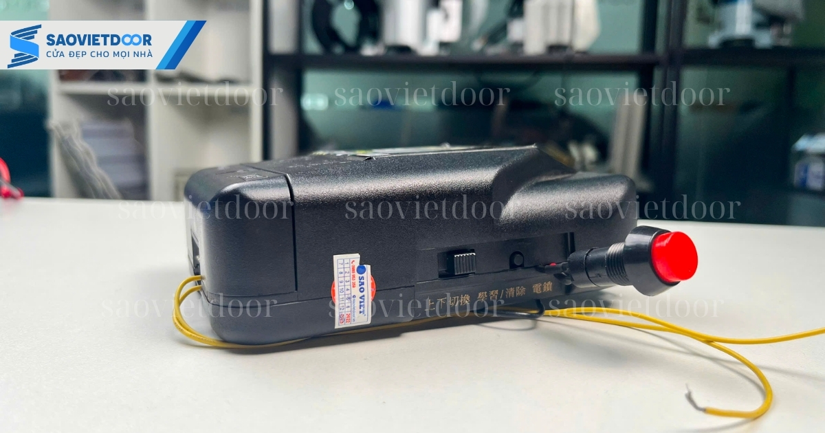 Hộp Điều Khiển Cửa Cuốn YH Đài Loan Chính Hãng 24 Hộp Điều Khiển Cửa Cuốn YH Đài Loan