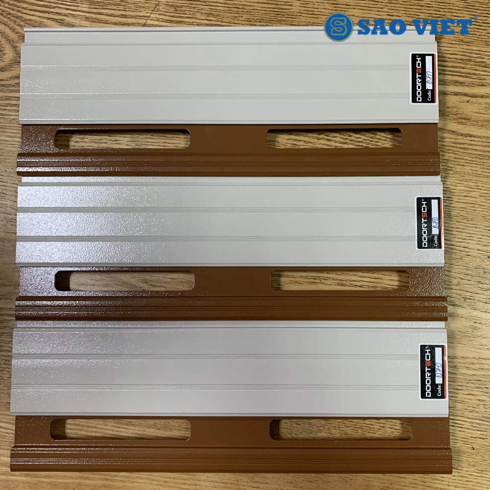 Cửa cuốn khe thoáng Doortech D70 16 cửa cuốn khe thoáng Doortech D70