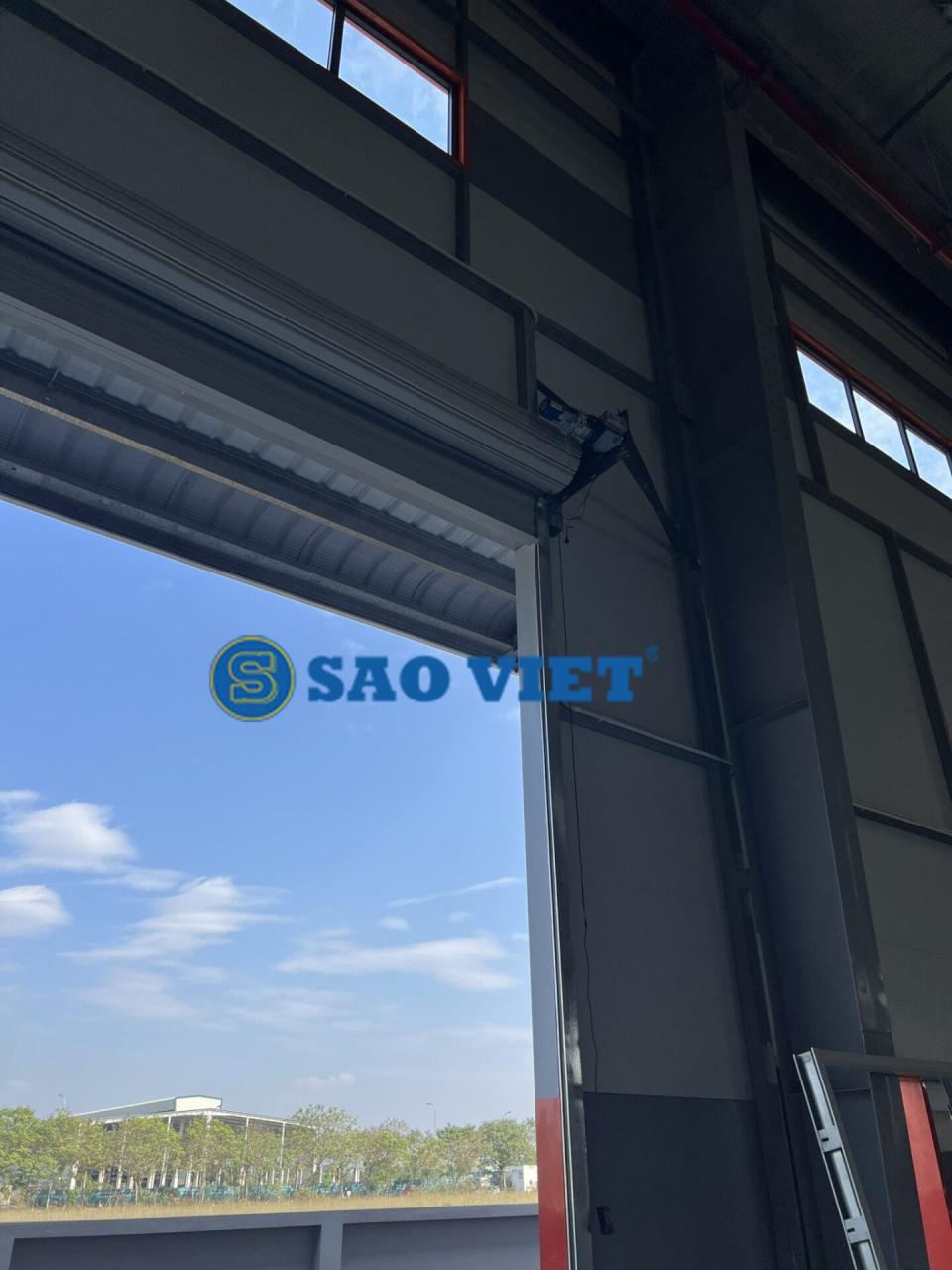 Cửa cuốn siêu trường Netdoor 18 Cửa cuốn siêu trường Netdoor