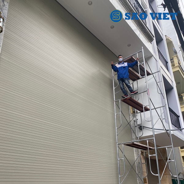 Dịch vụ sửa cửa cuốn chuyên nghiệp, uy tín của công ty Saovietdoor 9 sửa cửa cuốn