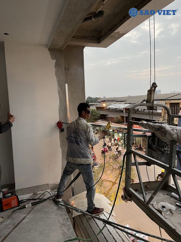 Thi công cửa kính, cửa cuốn tại Lê Duẩn Hà Nội 22 Thi công cửa kính