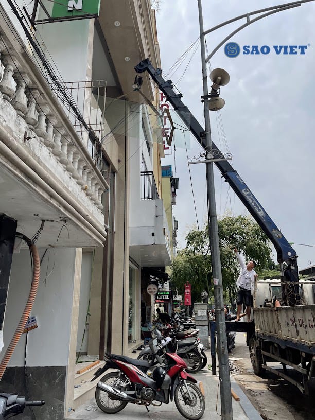 Thi công cửa kính, cửa cuốn tại Lê Duẩn Hà Nội 21 Thi công cửa kính