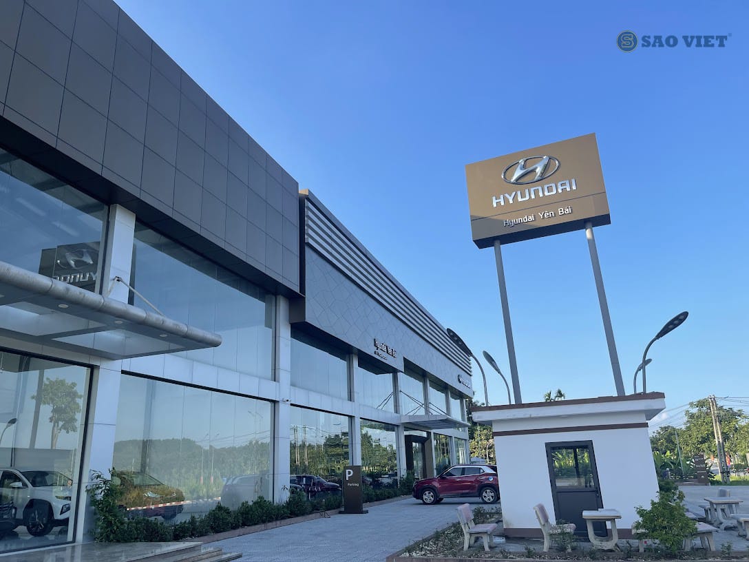 Thi công kính cường lực tại Showroom Ô Tô Huyndai - Yên Bái 27 thi công cửa kính cường lực