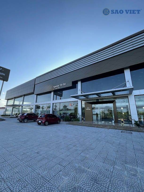 Thi công kính cường lực tại Showroom Ô Tô Huyndai - Yên Bái 28 thi công cửa kính cường lực