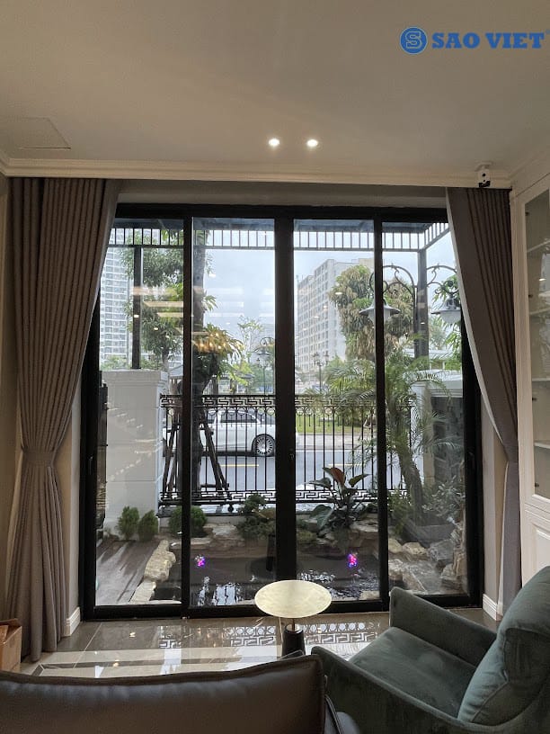 Thi công cửa nhôm kính biệt thự Ngọc Trai 1603 tại Vinhomes Oceanpark 24 Thi công cửa nhôm kính