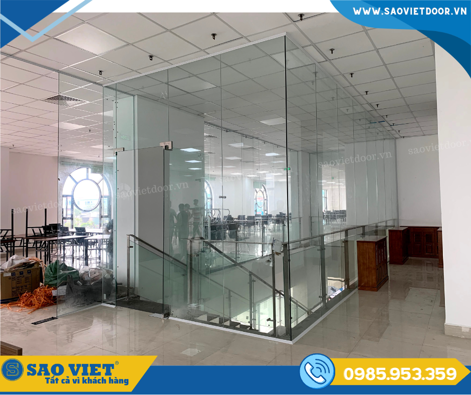 vach kinh van phong 03 2