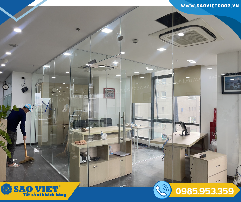 vach kinh van phong 04