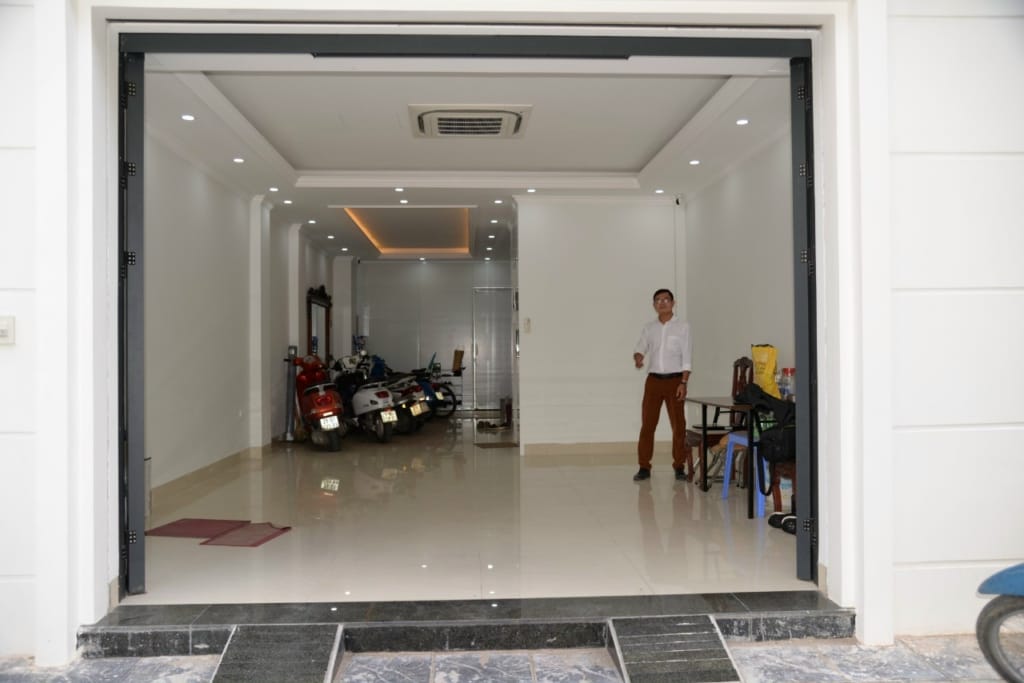 Báo Giá Cửa Nhôm Trượt Quay Mới Nhất 40 z2371744687732 7ce62939b8bf3eb43f28b7f35c05242f 1024x683 1