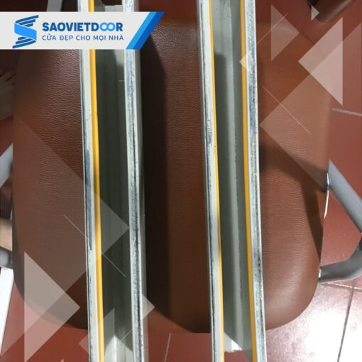 Ray Cửa cuốn U60 thép 17 Hình ảnh ray cửa cuốn U60 thép có gioăng cao su