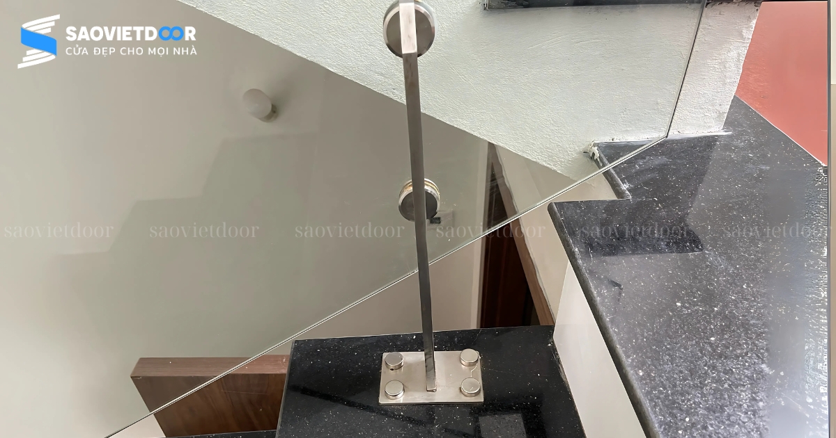 Lắp Đặt Cửa Nhôm Kính Topal, Cầu Thang Kính Tại Gia Đình Bác Đoạt - Cổ Đô, Ba Vì 47 Thi công cầu thang kính tại gia đình bác Đoạt - Ba Vì