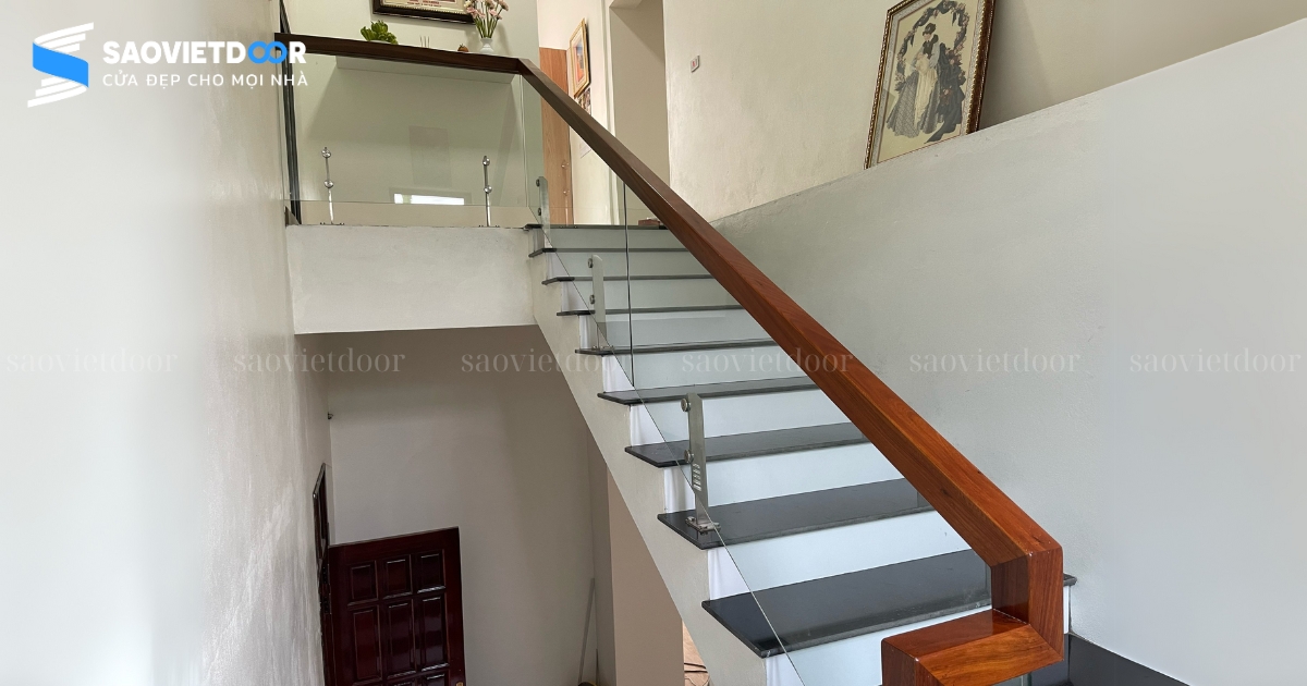 Lắp Đặt Cửa Nhôm Kính Topal, Cầu Thang Kính Tại Gia Đình Bác Đoạt - Cổ Đô, Ba Vì 44 Thi công cầu thang kính tại gia đình bác Đoạt - Ba Vì
