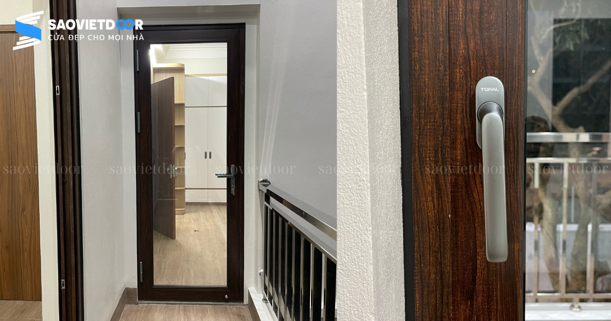 Lắp Đặt Cửa Nhôm Kính Topal, Cầu Thang Kính Tại Gia Đình Bác Đoạt - Cổ Đô, Ba Vì 41 Thi công cửa nhôm Topal - cửa đi mở quay tại gia đình bác Đoạt - Ba Vì