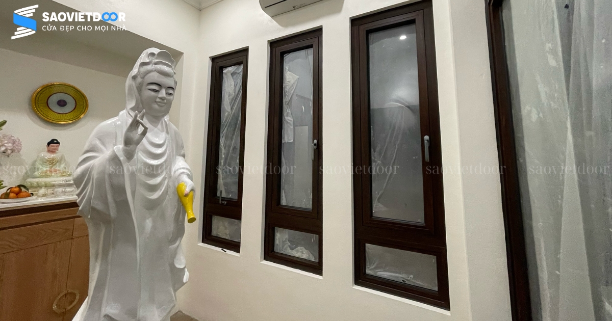 Lắp Đặt Cửa Nhôm Kính Topal, Cầu Thang Kính Tại Gia Đình Bác Đoạt - Cổ Đô, Ba Vì 35 Thi công cửa nhôm Topal - cửa sổ mở quay tại gia đình bác Đoạt - Ba Vì