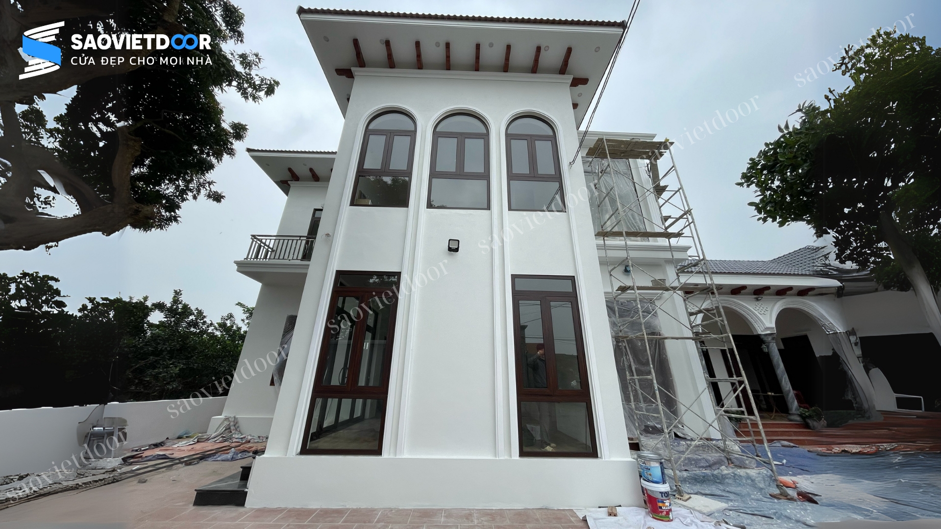 Lắp Đặt Cửa Nhôm Kính Topal, Cầu Thang Kính Tại Gia Đình Bác Đoạt - Cổ Đô, Ba Vì 25 Thi công cửa dự án gia đình bác Đoạt Ba Vì