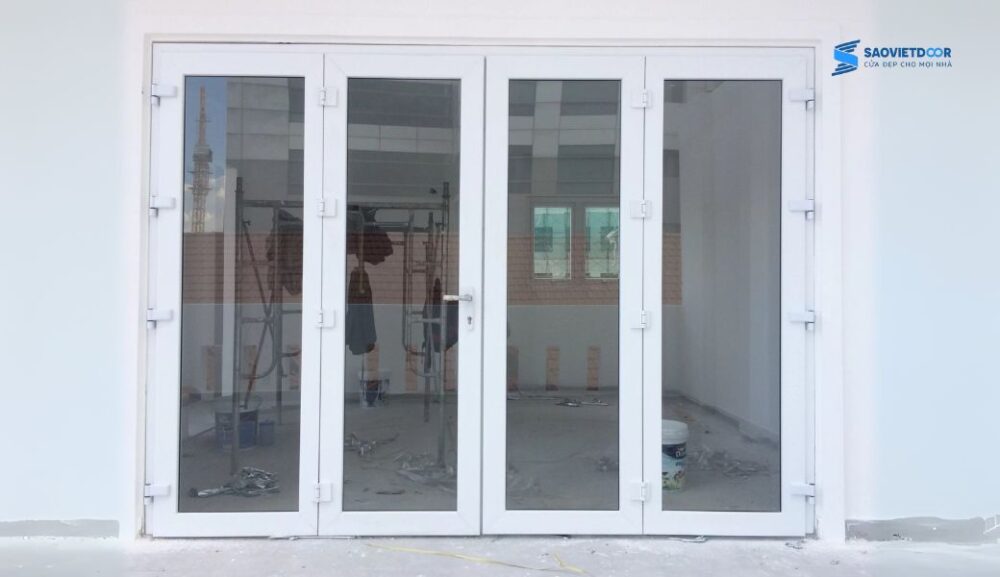 So sánh cửa nhôm và cửa nhựa, cửa nào tốt và bền hơn? 8 So sánh cửa nhôm và cửa nhựa