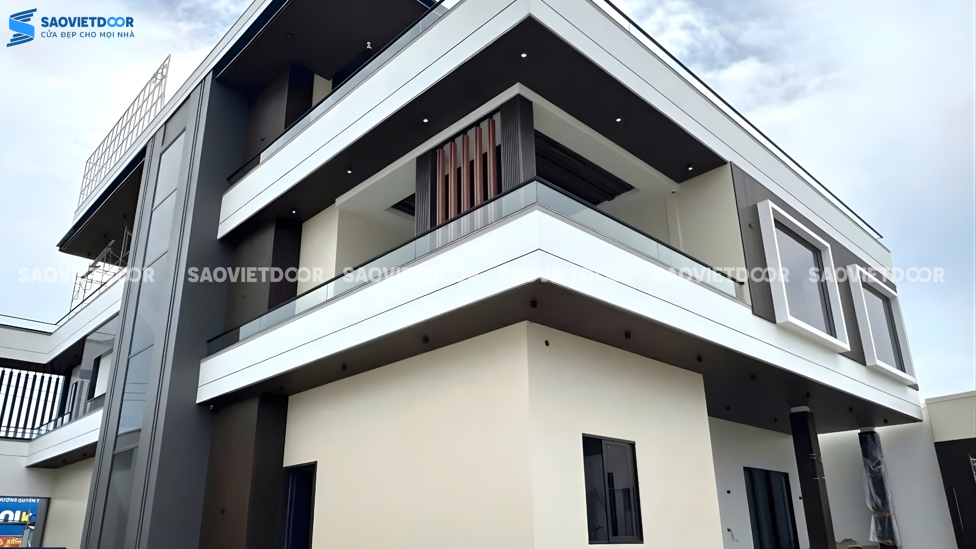 Dự Án Thi Công Cầu Thang Kính Maxpro Ecopark Hải Dương 51 1920x1080 9